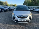 2012-vauxhall-zafira-tourer-20cdti-sri-small-1