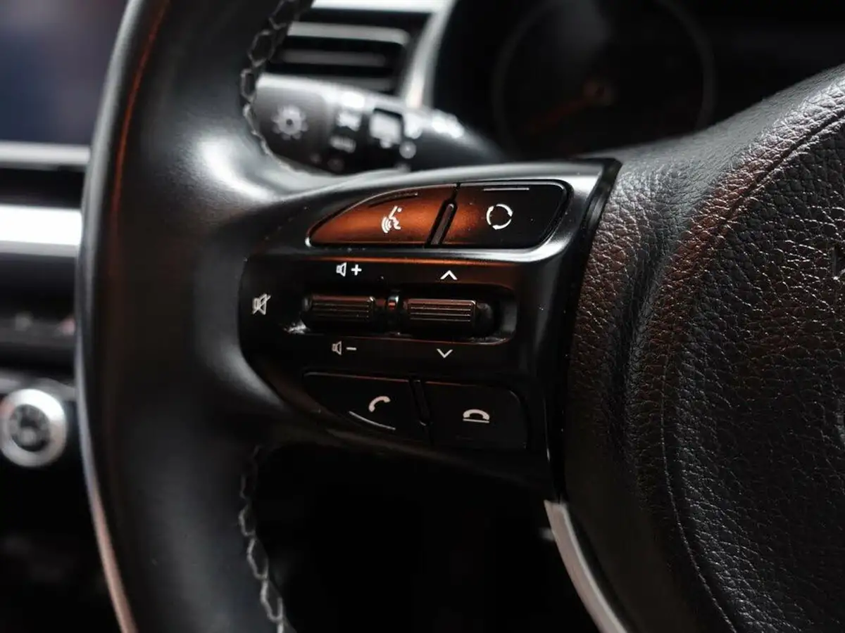 2019-kia-stonic-14-2-big-20