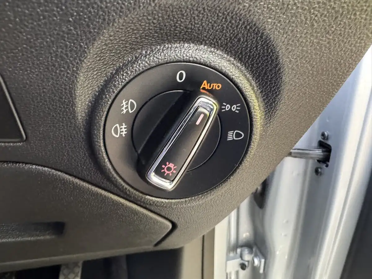 2019-seat-leon-15-tsi-evo-fr-150ps-ss-estate-dsg-big-24