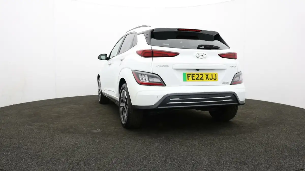 2022-hyundai-kona-e-premium-204ps-64kwh-7kw-obc-big-30