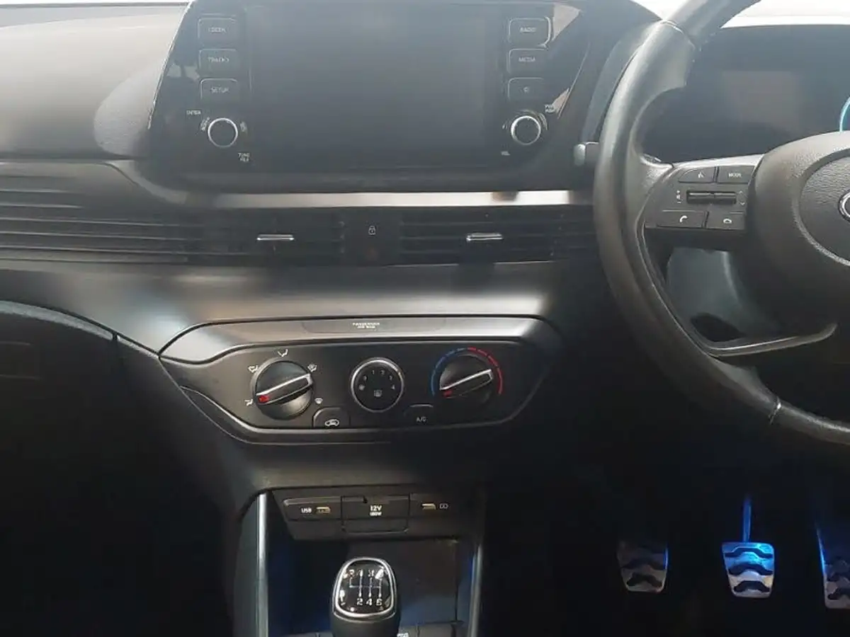 2021-hyundai-bayon-10-t-gdi-se-connect-big-10