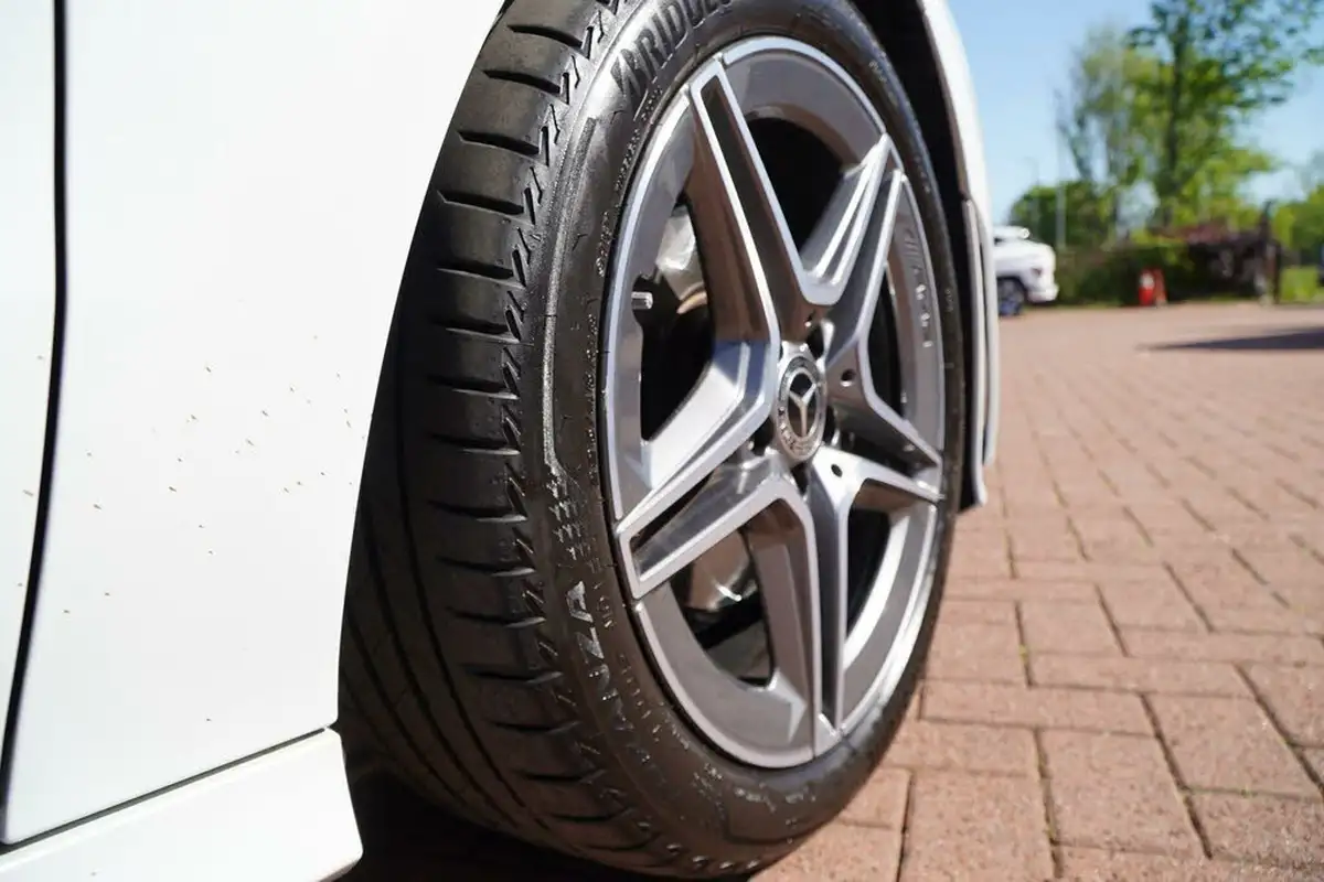 2022-mercedes-benz-cla-13-cla-180-amg-line-premium-plus-coupe-4d-big-38