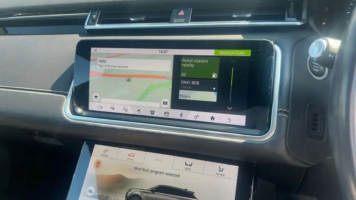 2017-land-rover-range-rover-velar-20-d240-r-dynamic-hse-big-27