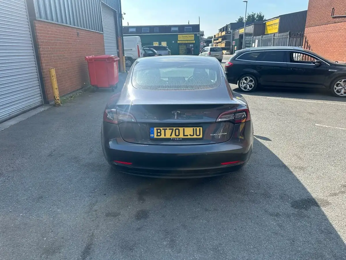 2020-tesla-model-3-e-long-range-big-3
