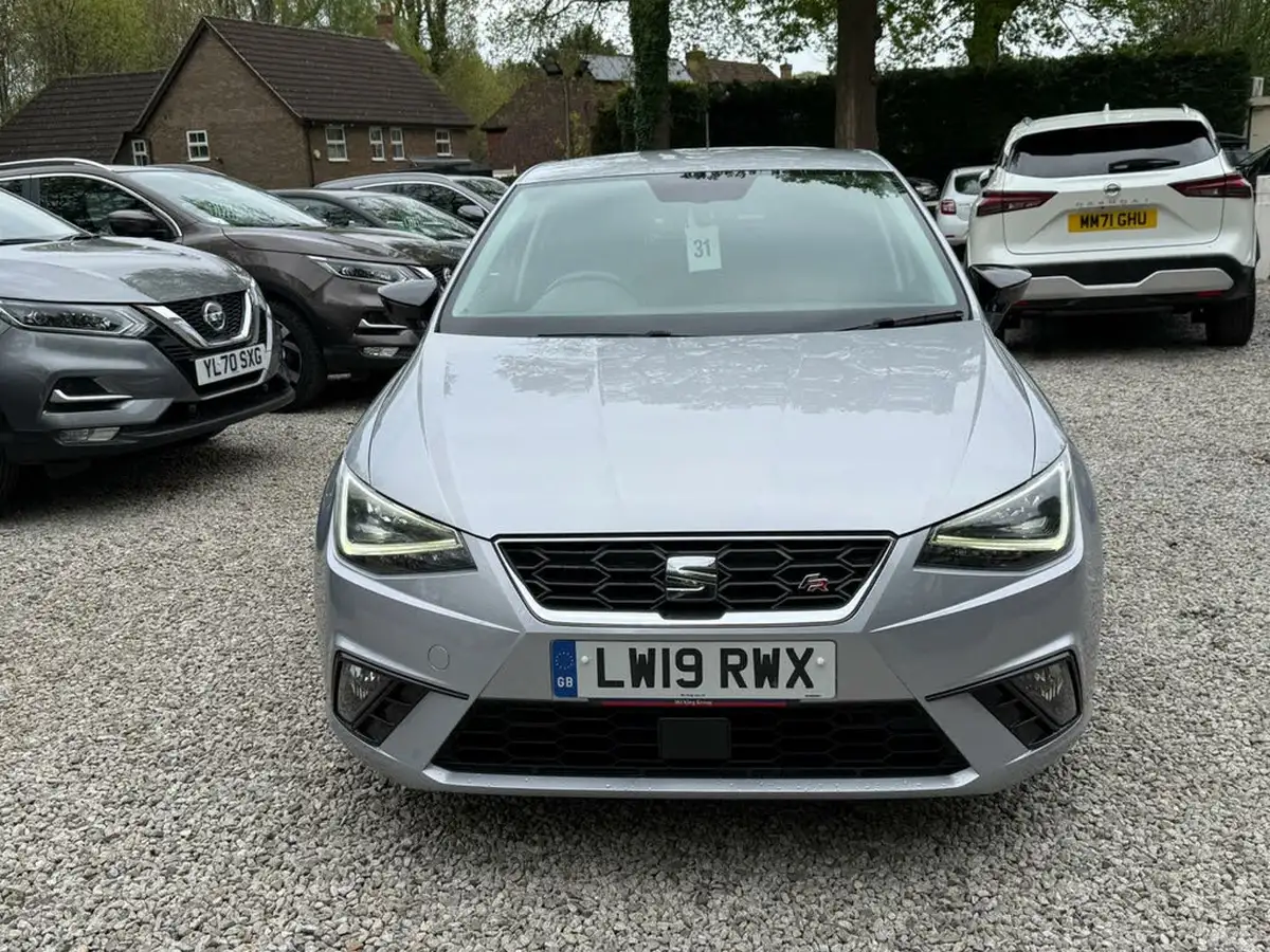 2019-seat-ibiza-10-mpi-fr-sport-big-1
