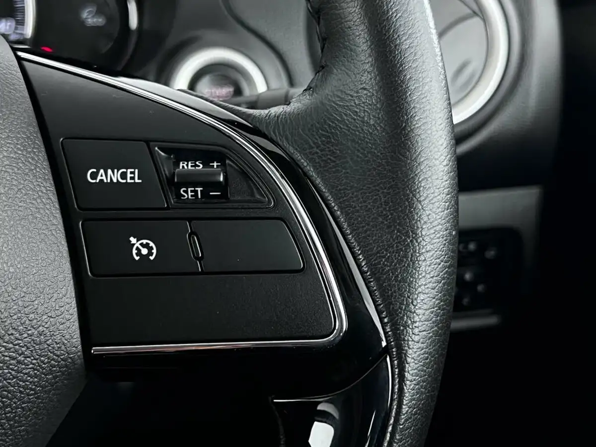 2018-mitsubishi-mirage-12-juro-leather-cvt-big-23
