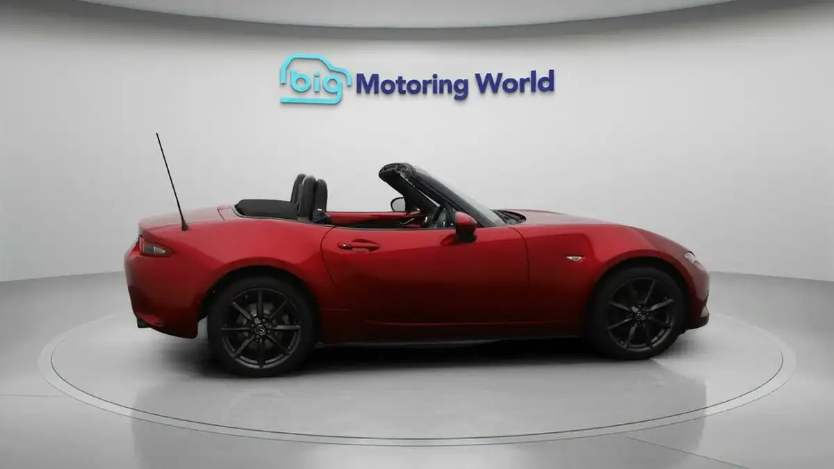 2019-mazda-mx-5-20-sport-nav-ss-convertible-big-8