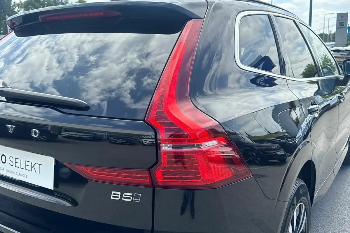 2024-volvo-xc60-20-b5-core-big-19