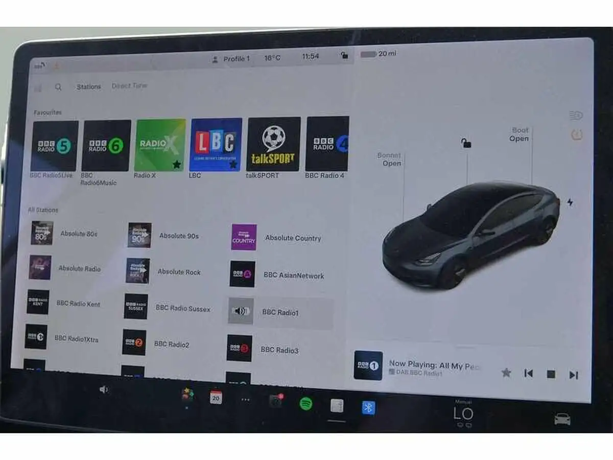 2021-tesla-model-3-e-long-range-4x4-big-28