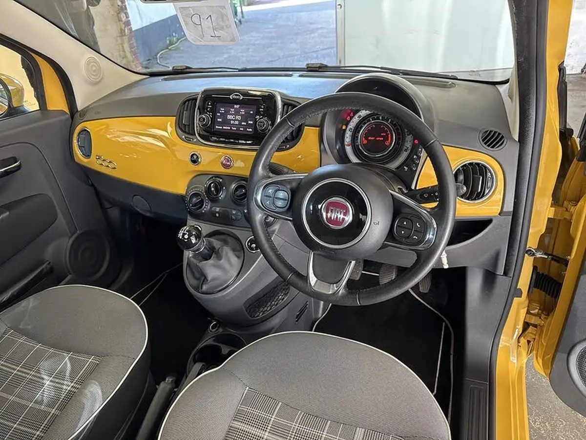 2017-fiat-500-12-lounge-big-12
