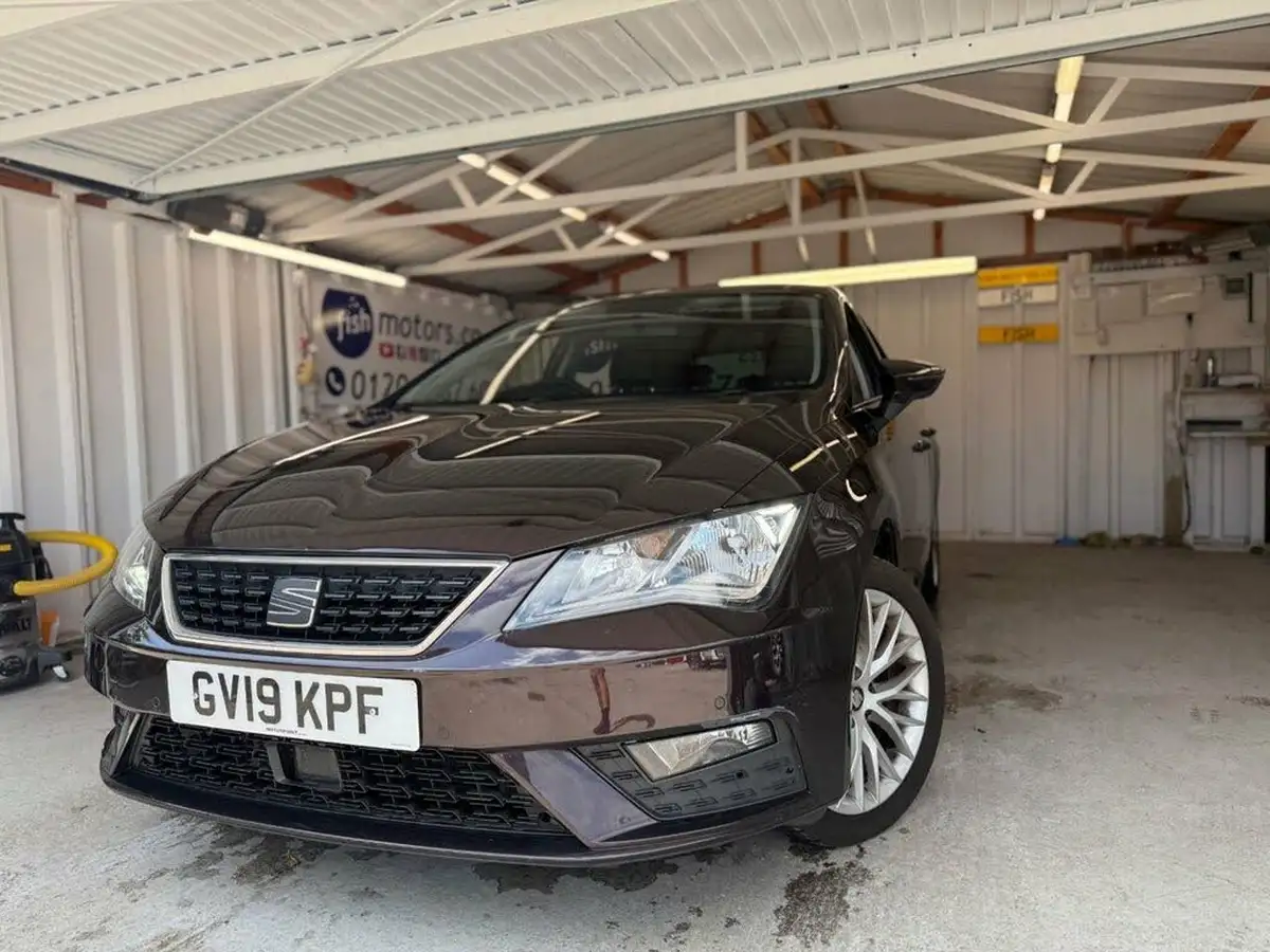 2019-seat-leon-16tdi-se-dynamic-hatchback-big-11