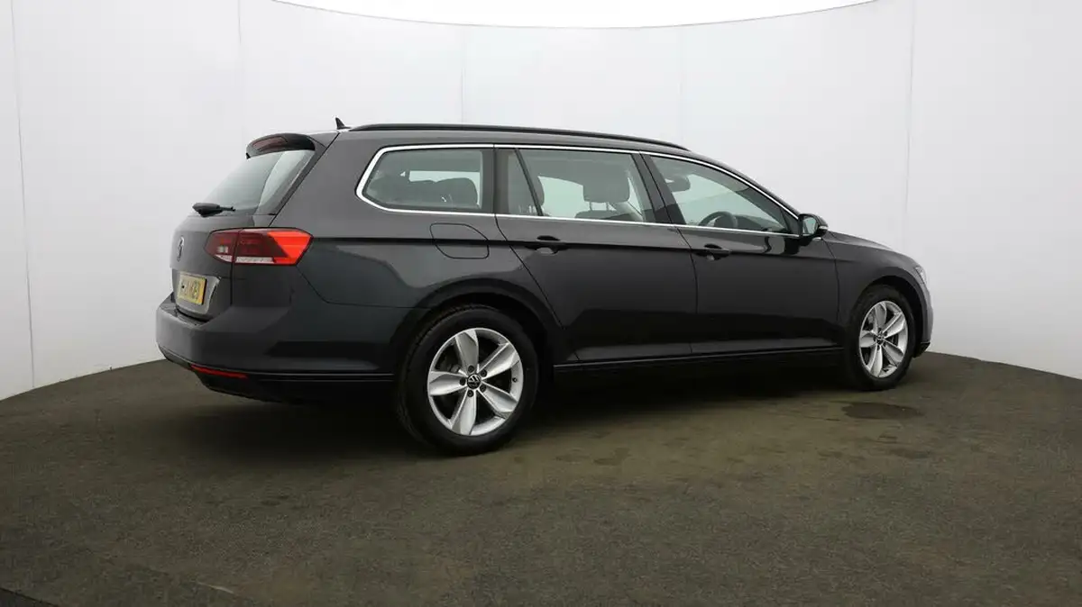 2021-volkswagen-passat-20tdi-se-nav-150ps-estate-5d-big-54