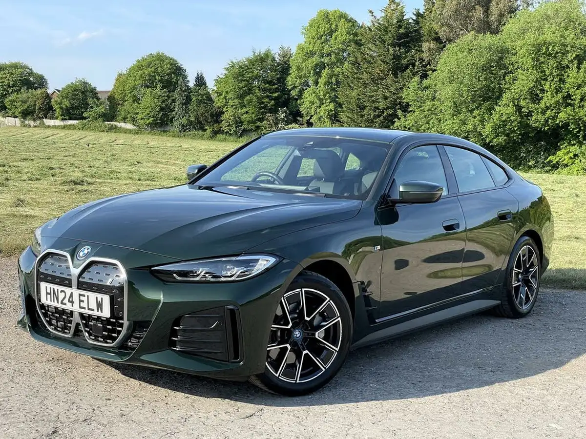 2024-bmw-i4-e-edrive40-m-sport-pro-packtech-pack-big-4