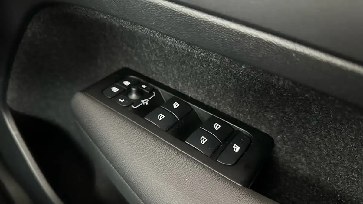 2021-volvo-xc40-15-t5-inscription-262bhp-big-32