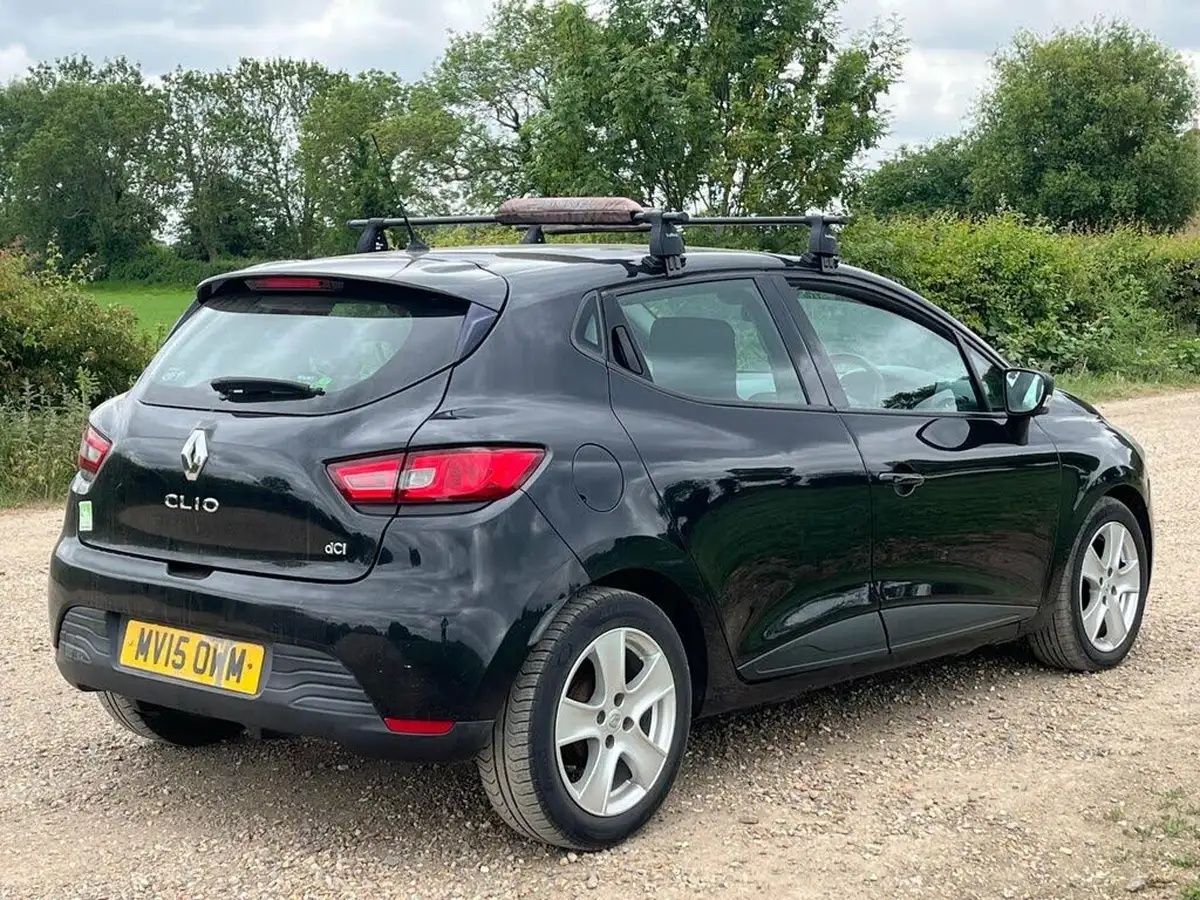 2015-renault-clio-15td-expression-energy-ss-big-5