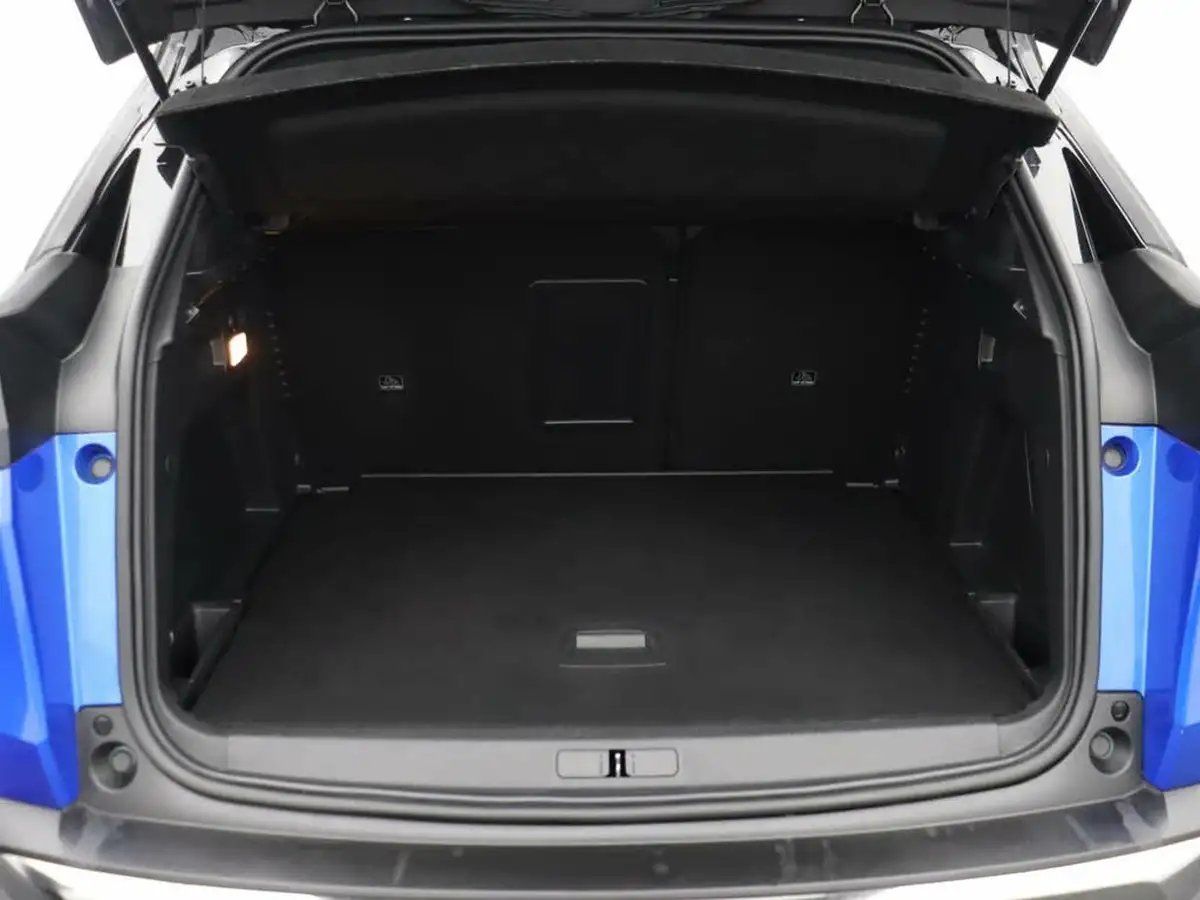 2022-peugeot-3008-suv-12-puretech-gt-eat8-big-28