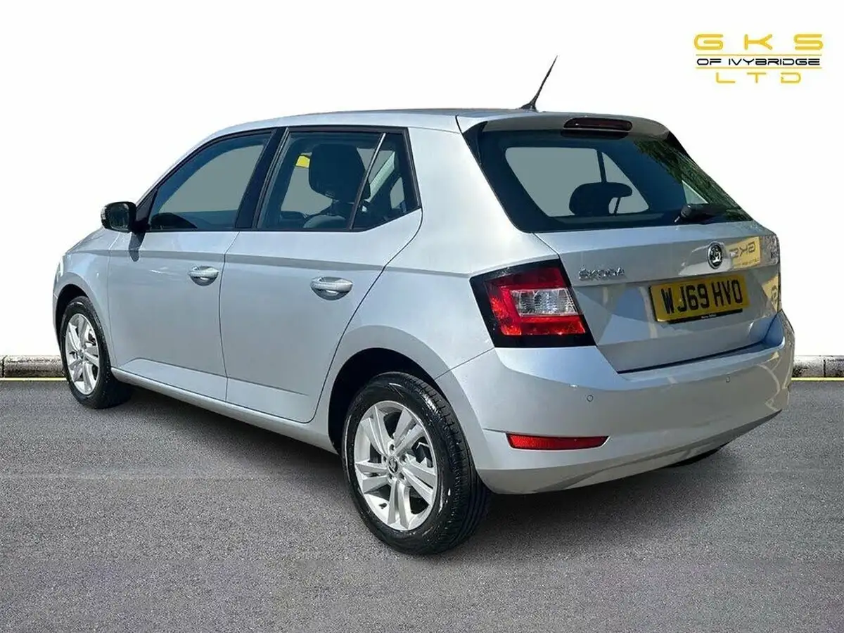 2019-skoda-fabia-10-tsi-se-95ps-hatchback-big-12