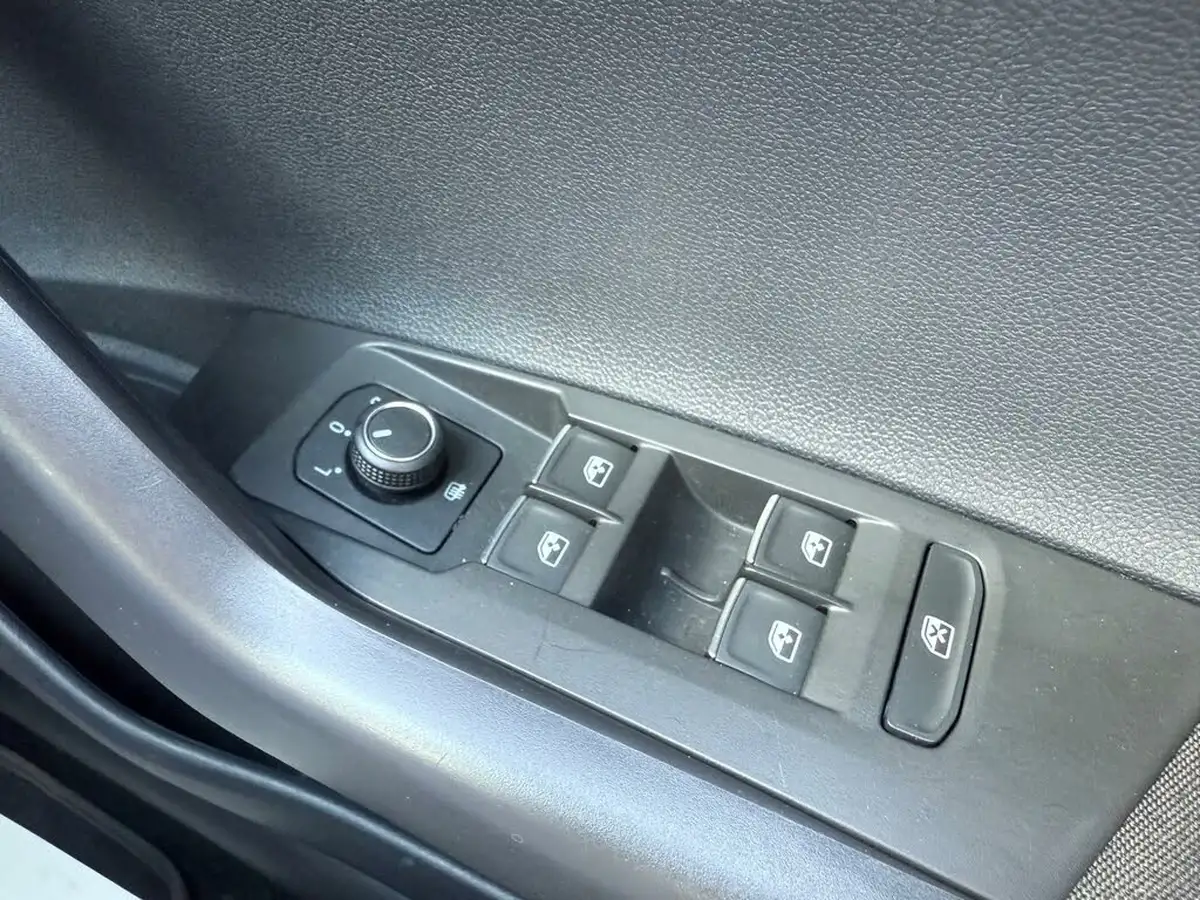 2019-volkswagen-polo-10-tsi-se-ss-dsg-big-58