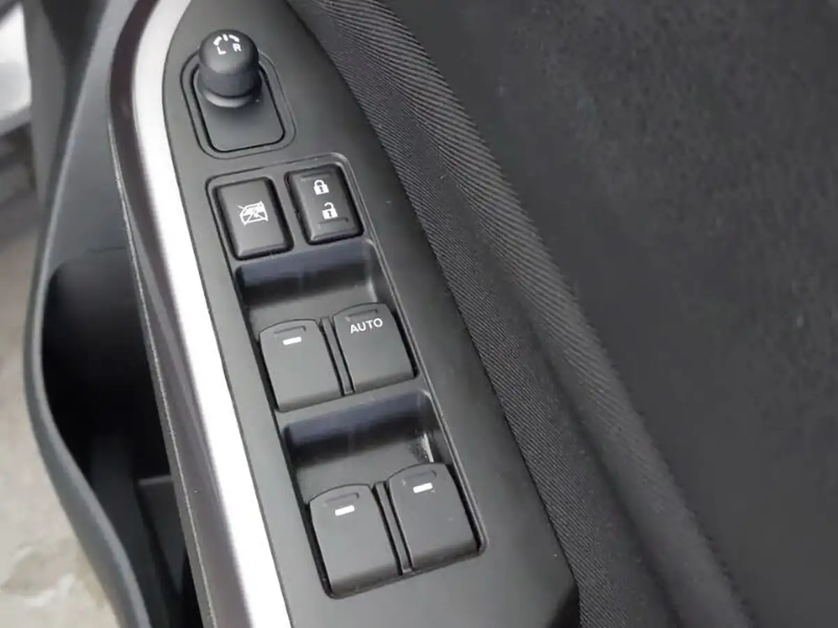 2022-suzuki-vitara-14-boosterjet-sz-t-big-17