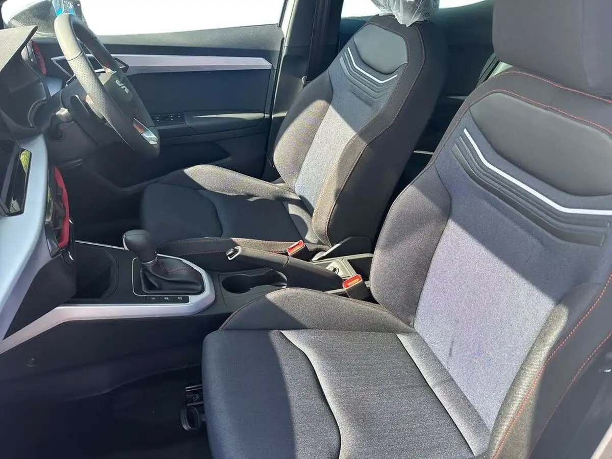 2025-seat-arona-10-tsi-fr-dsg-big-9