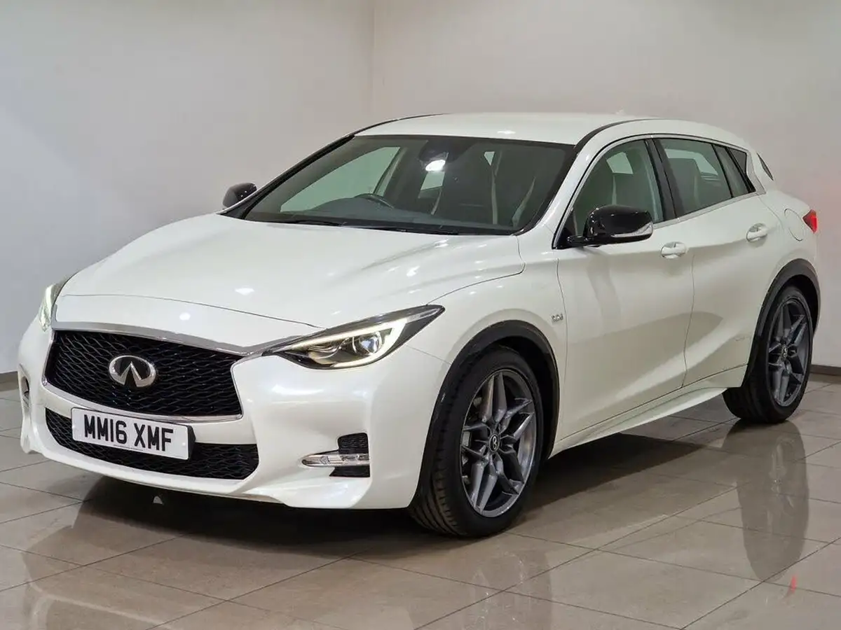 2016-infiniti-q30-22d-sport-awd-big-2