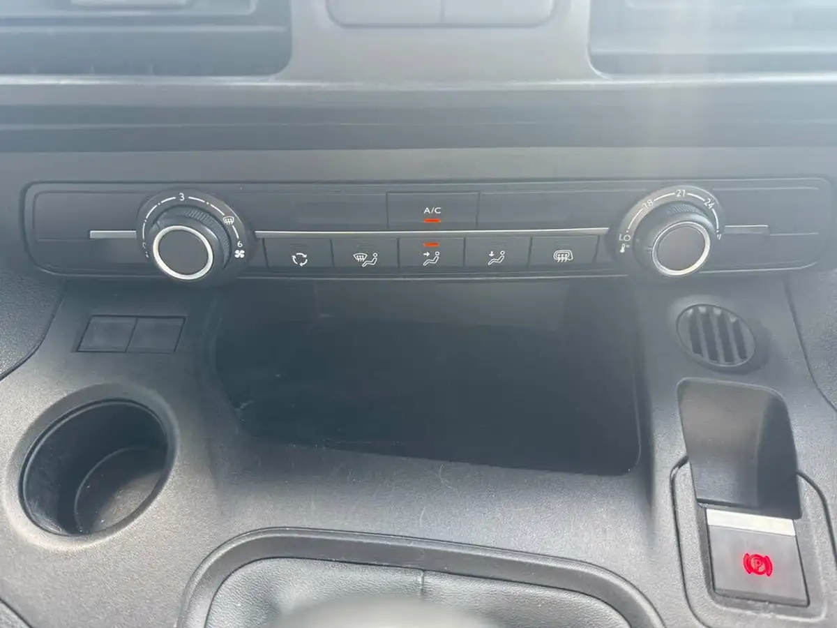 2021-citroen-berlingo-15bluehdi-650-enterprise-ss-big-32