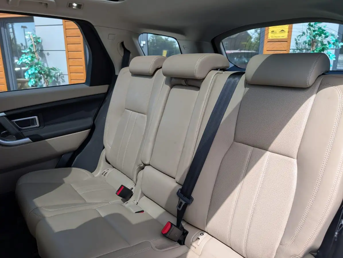 2016-land-rover-discovery-sport-20td4-hse-180ps-awd-ss-auto-big-12