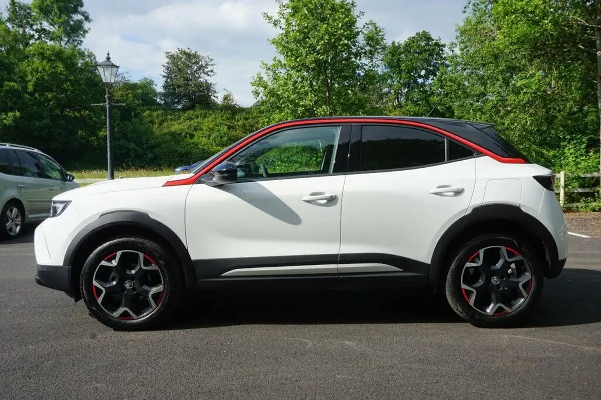 2024-vauxhall-mokka-12-gs-136ps-big-14