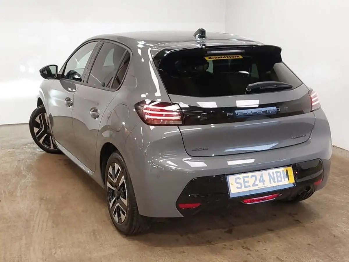 2024-peugeot-208-12-puretech-allure-hybrid-e-dsc6-big-1