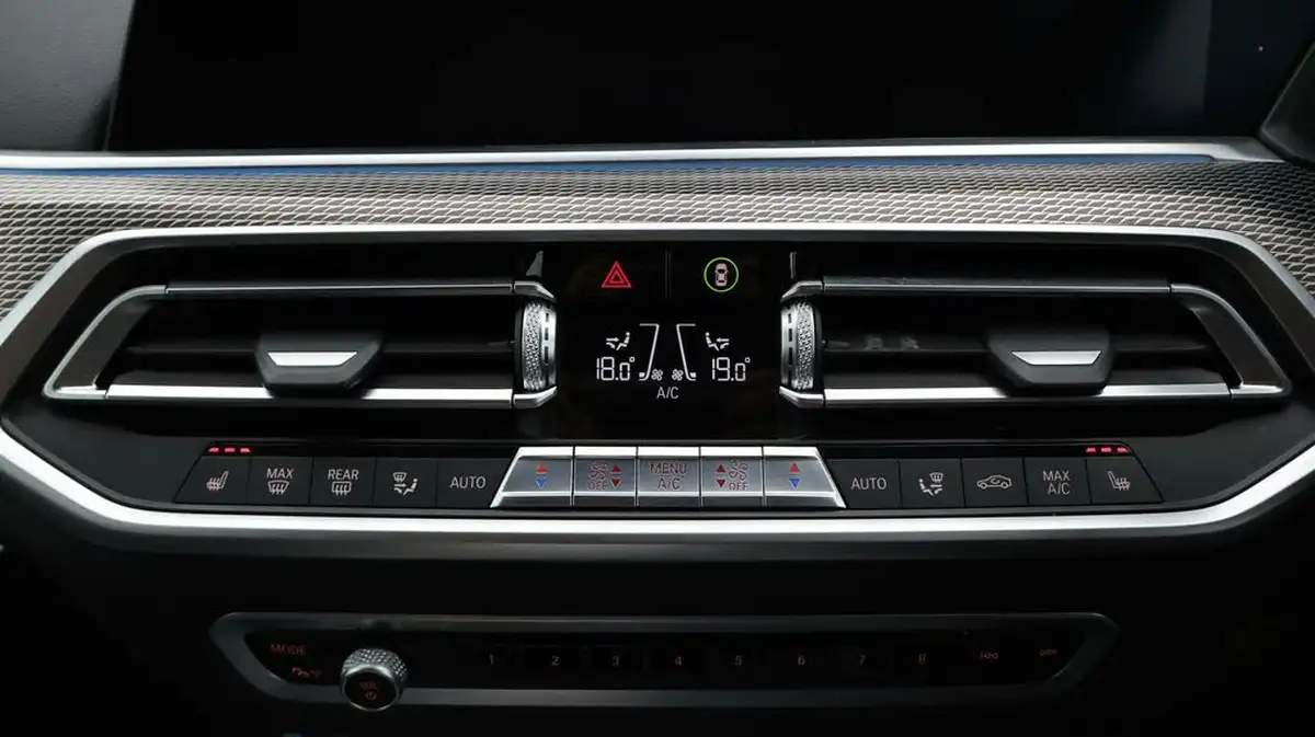 2020-bmw-x5-30-xdrive-45e-m-sport-big-12