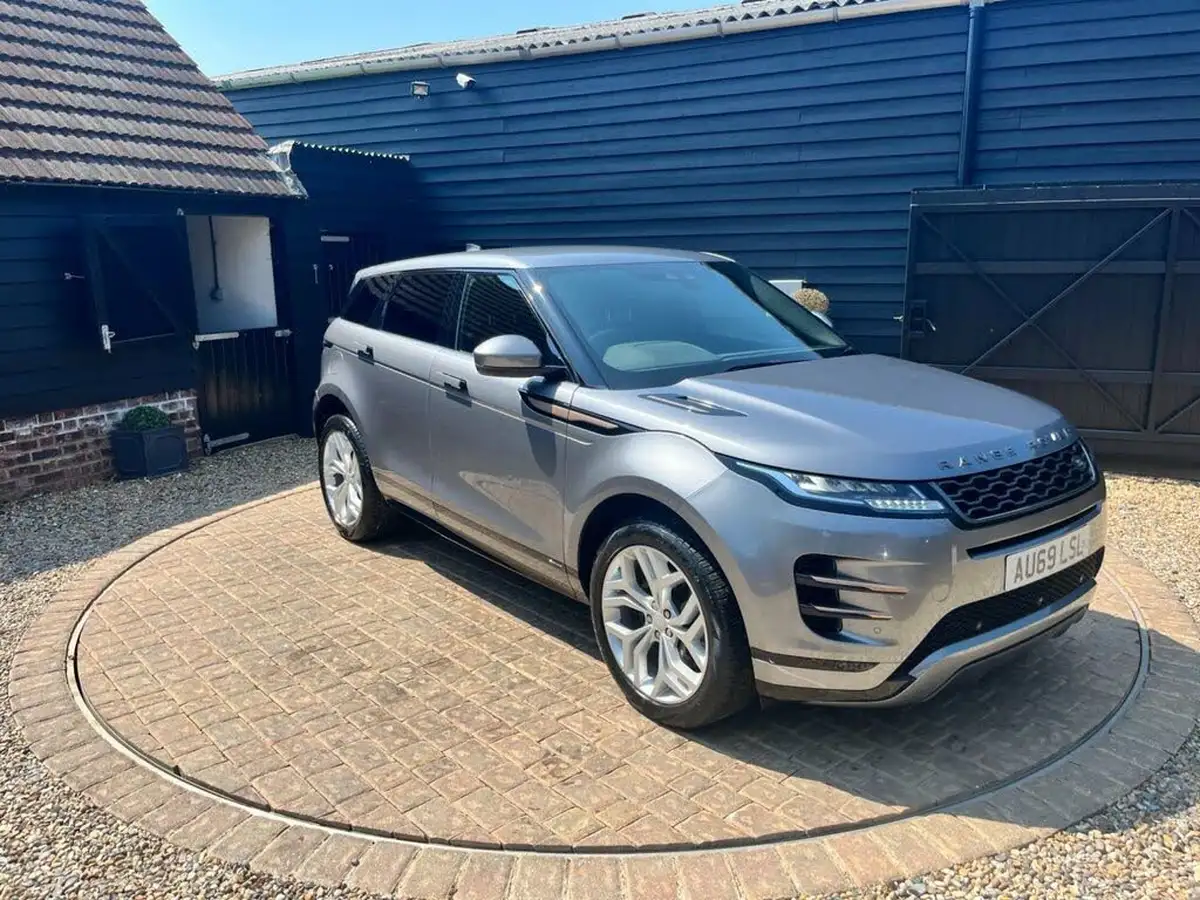 2019-land-rover-range-rover-evoque-20-d150-r-dynamic-s-big-4