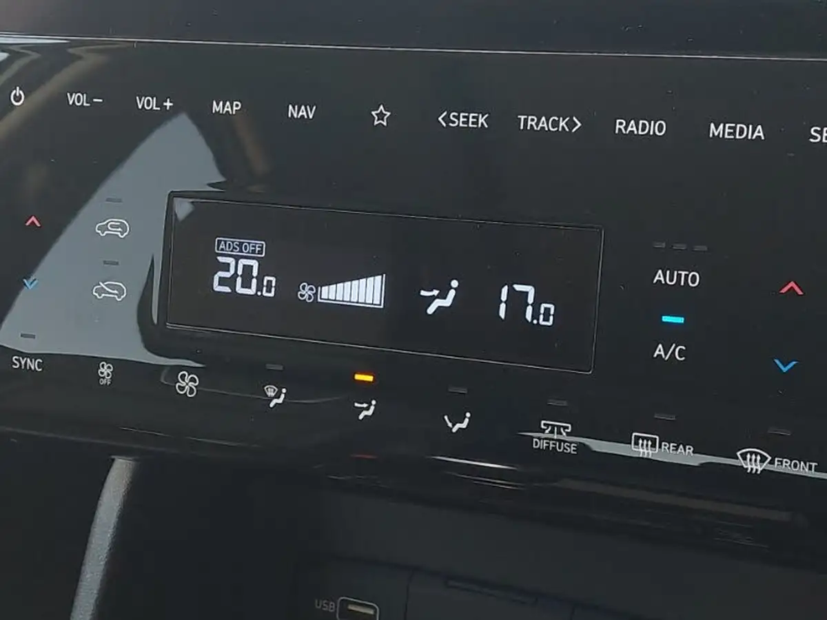 2022-hyundai-tucson-16-t-gdi-ultimate-150ps-big-14