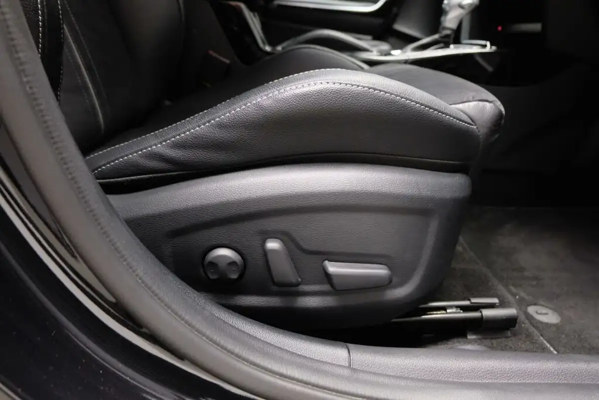 2024-kia-ceed-15-t-gdi-gt-line-s-138bhp-big-24