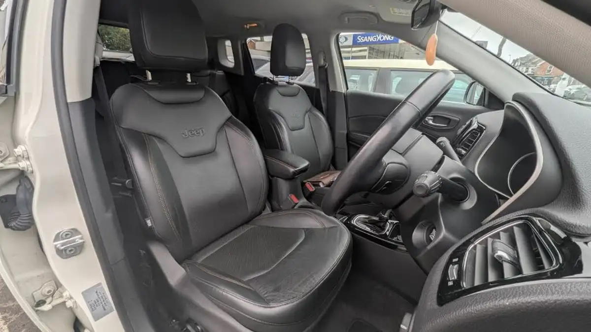 2019-jeep-compass-14-multiair-ii-limited-168bhp-4x4-auto-big-9