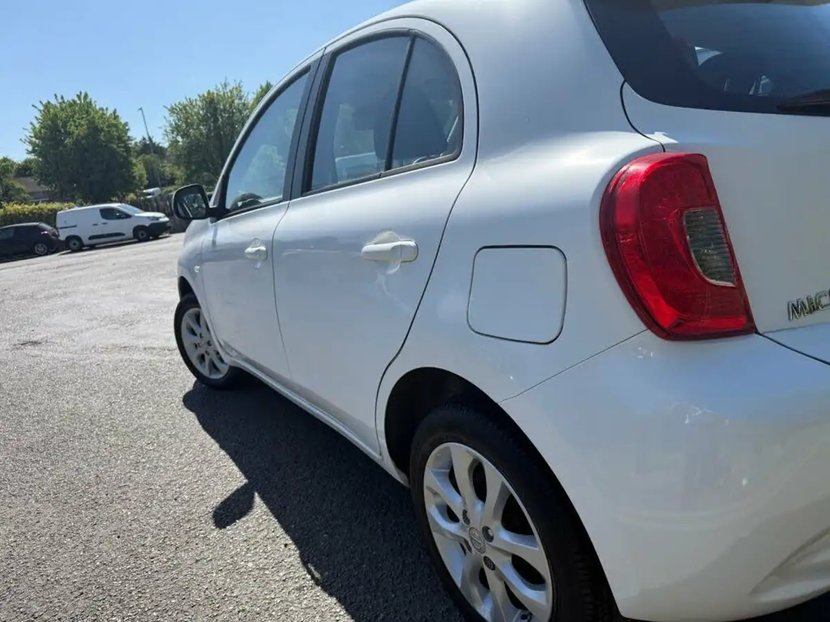 2014-nissan-micra-12-acenta-80ps-cvt-big-6