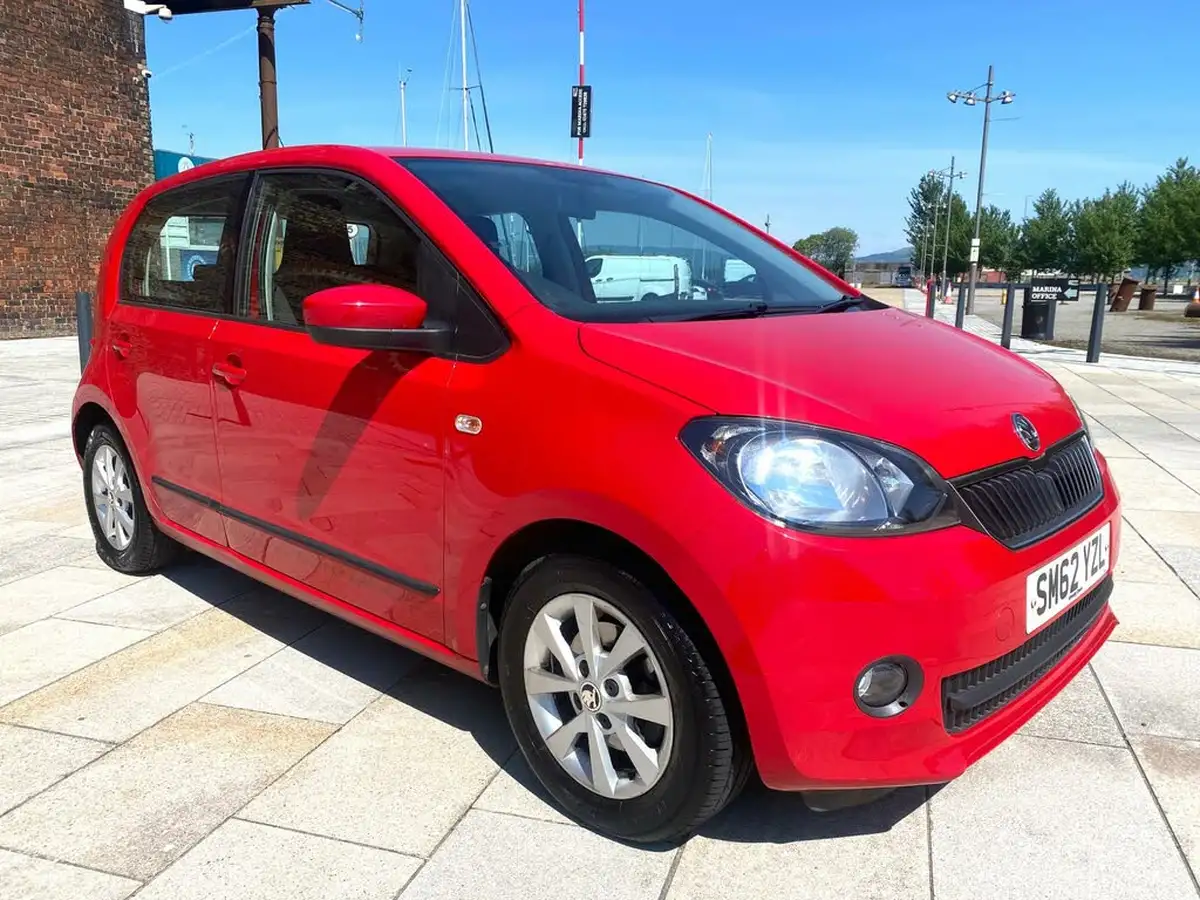 2013-skoda-citigo-10-elegance-59bhp-5d-big-0