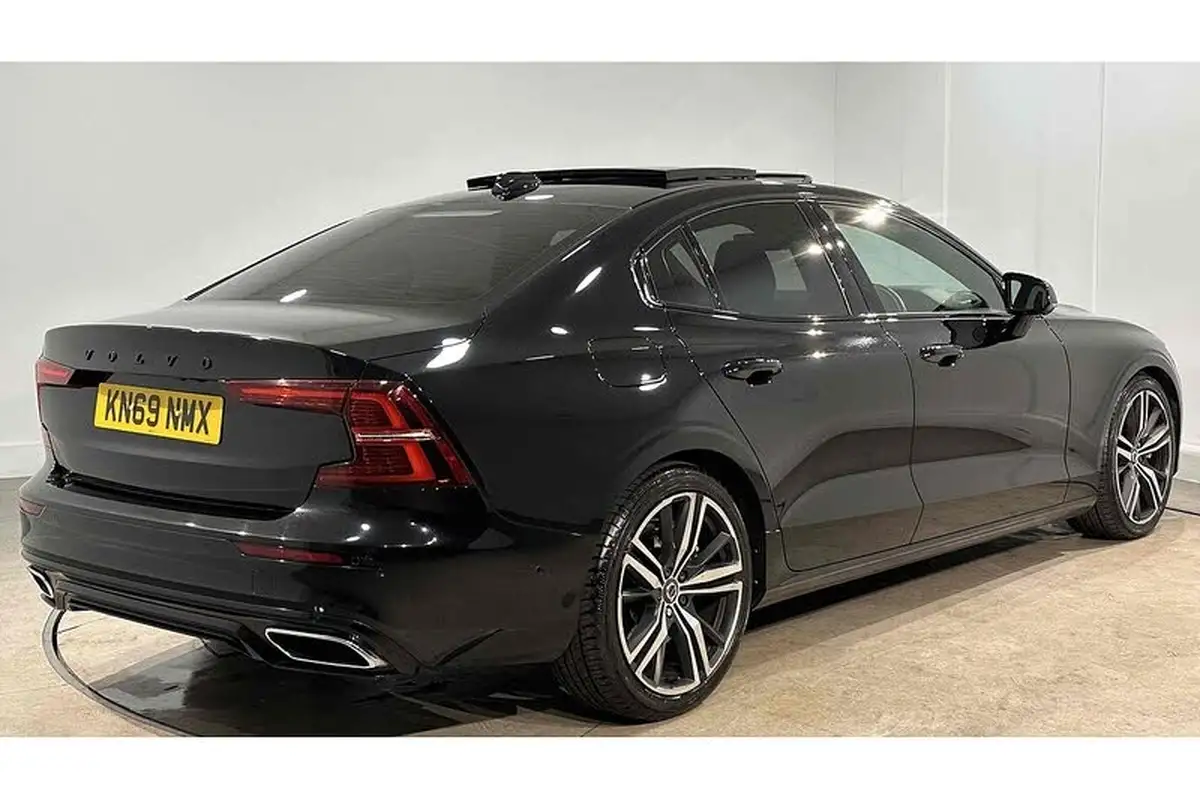 2019-volvo-s60-20-t5-r-design-plus-big-8