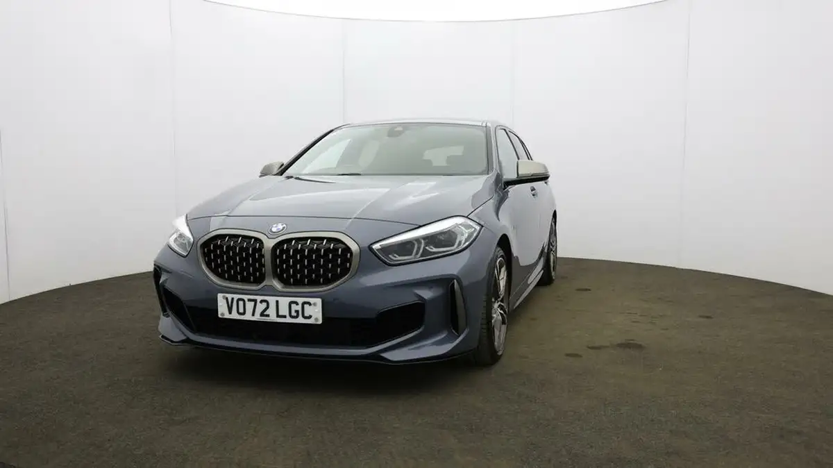 2022-bmw-1-series-20-m135i-xdrive-big-31