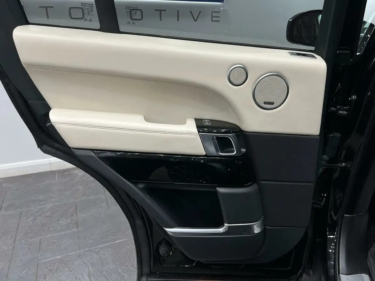 2017-land-rover-range-rover-30tdv6-autobiography-259ps-4wd-big-77