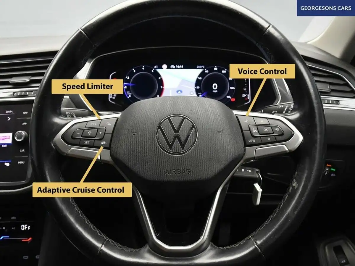 2022-volkswagen-tiguan-allspace-15-tsi-life-big-25