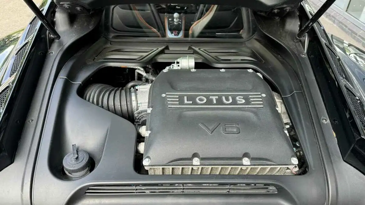 2023-lotus-emira-35-first-edition-v6-big-20