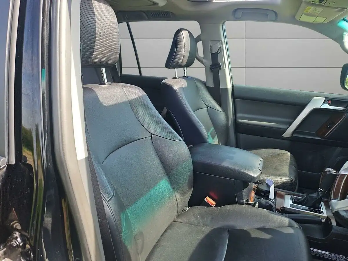 2013-toyota-land-cruiser-30td-lc5-big-5