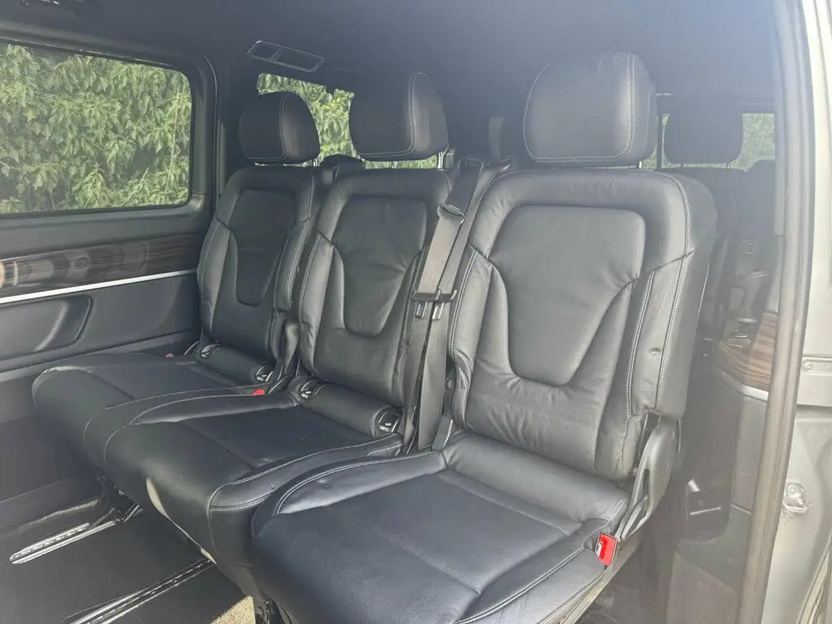 2022-mercedes-benz-eqv-e-eqv-300-sport-big-12