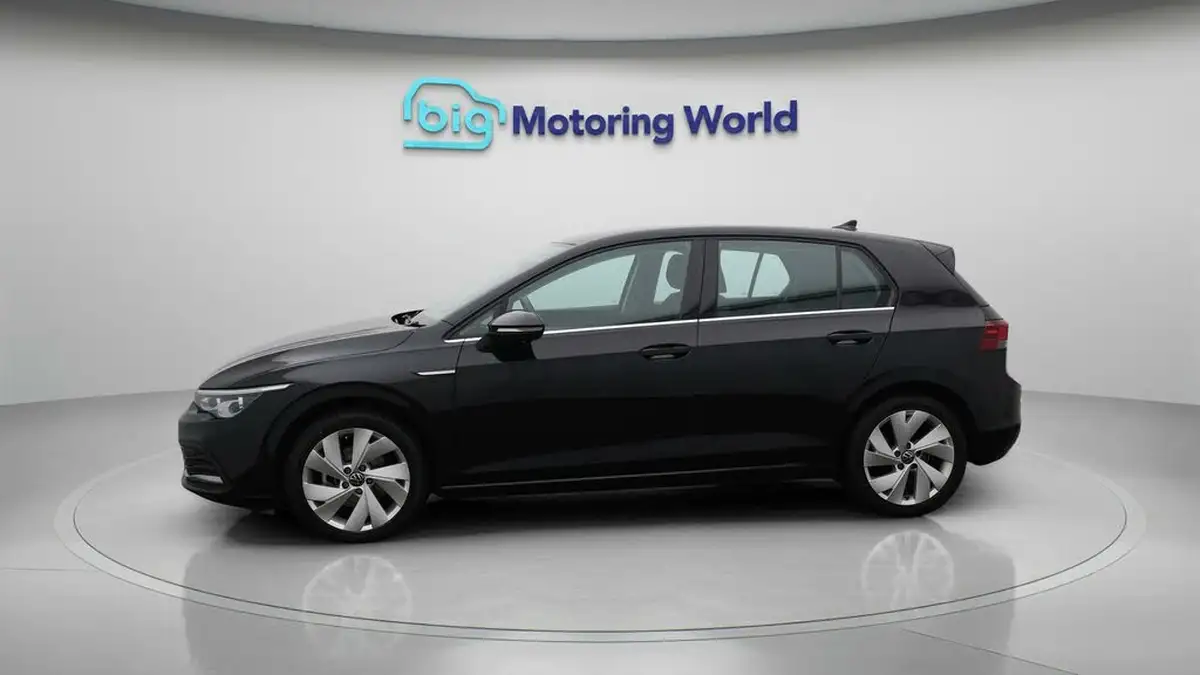2021-volkswagen-golf-15-tsi-style-150ps-hatchback-big-4