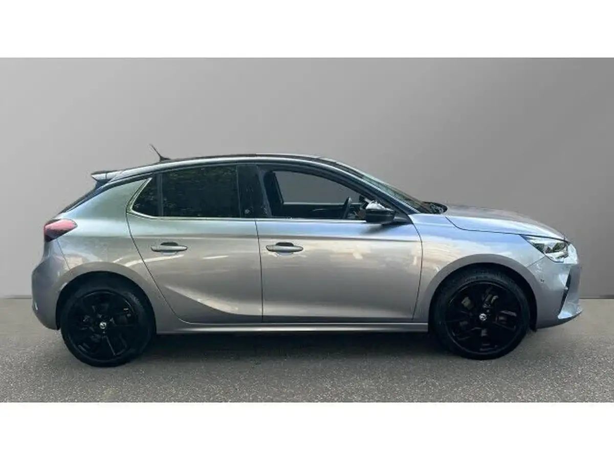 2022-vauxhall-corsa-e-elite-premium-big-4