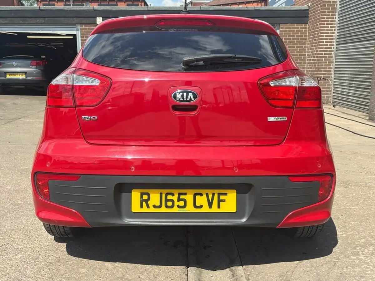 2015-kia-rio-14-2-5d-isg-big-5