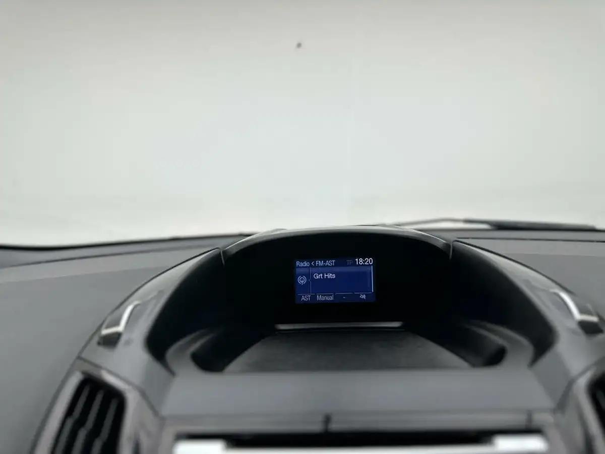 2014-ford-kuga-20tdci-titanium-163ps-awd-powershift-big-40