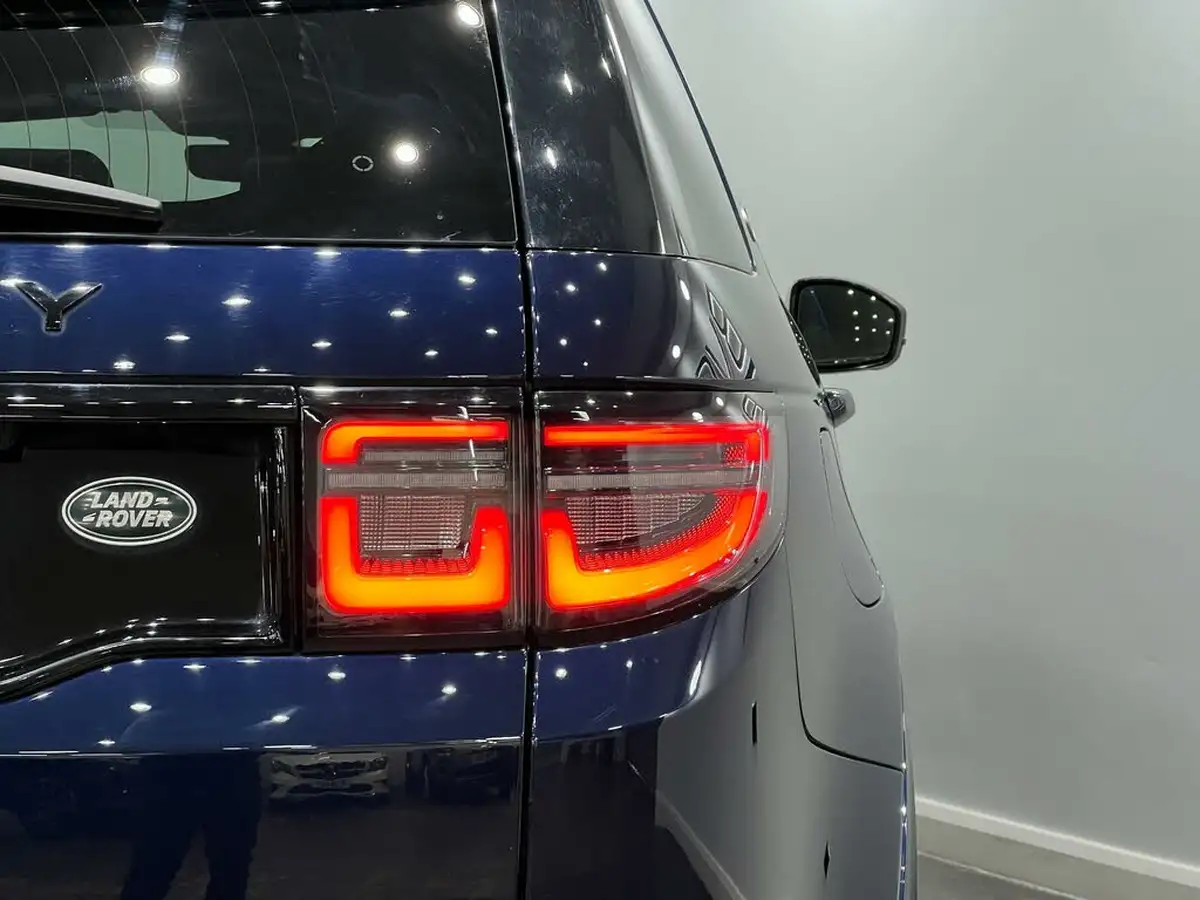 2021-land-rover-discovery-sport-20-d200-r-dynamic-se-big-23