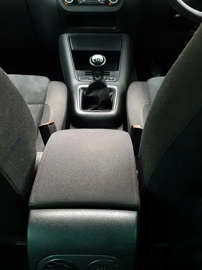 2014-volkswagen-tiguan-20tdi-match-140ps-2wd-bluemotion-tech-big-14