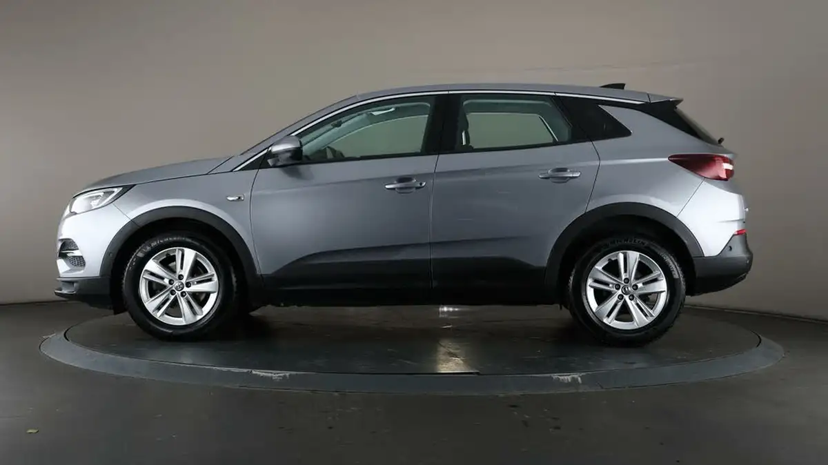 2021-vauxhall-grandland-x-12-business-edition-nav-big-37